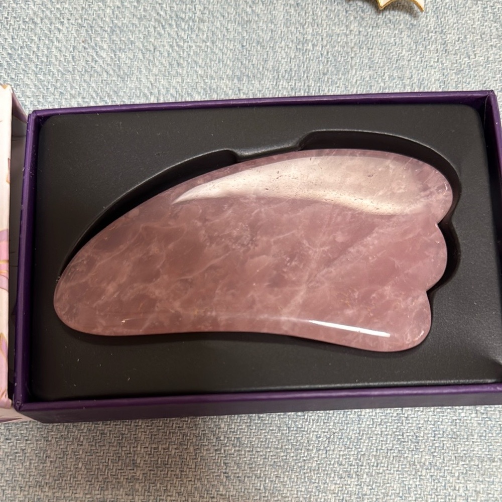 Chloe Emerald Rose Quartz, Gua Sha